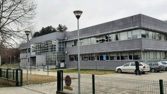 Komuna e Kamenicës në një njoftim sqarues tregon se ku do të mbahet mësimi përshpejtues