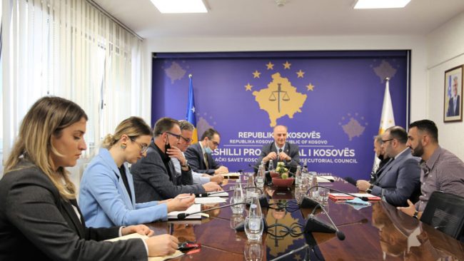 Kryesuesi i Këshillit Prokurorial takon përfaqësuesit e Sindikatës së Judikaturës