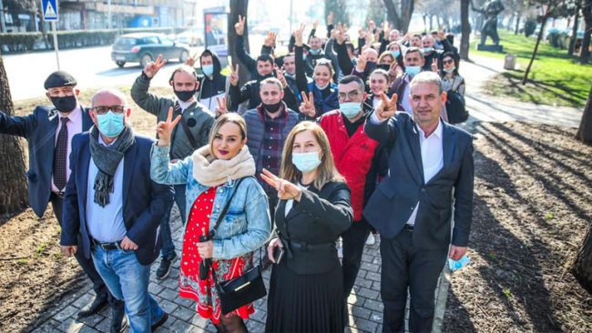 LDK: Rinia e LDK-së në Gjilan gati për kryengritjen e madhe politike të 14 shkurtit