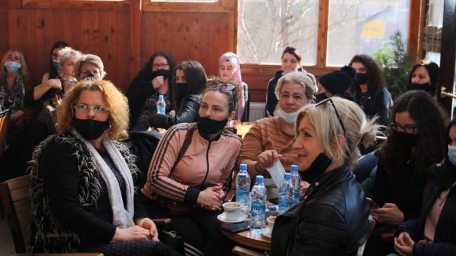 Vetëvendosje: Gratë e lagjes Arbëria I & II të vetëvendosura për referendum