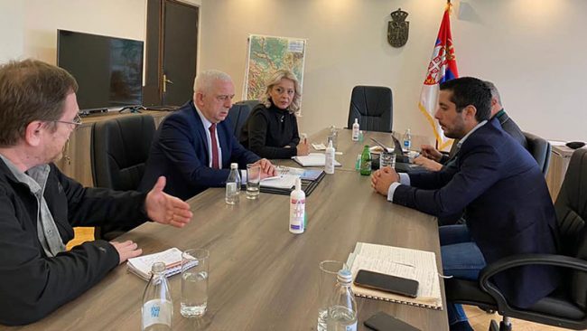 Dakordohen për ndërtimin e një impianti për trajtimin e ujërave të zeza dhe rrjetet e kanalizimeve