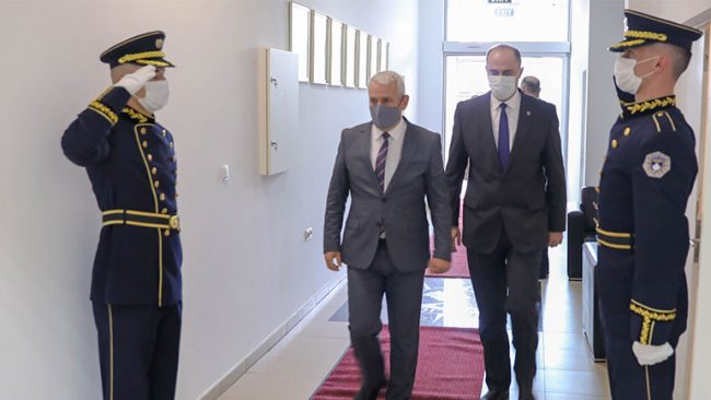 Ministri Sveçla siguroi Policinë se do ta përkrah dhe  do ta mbështesë në të gjitha format e mundshme
