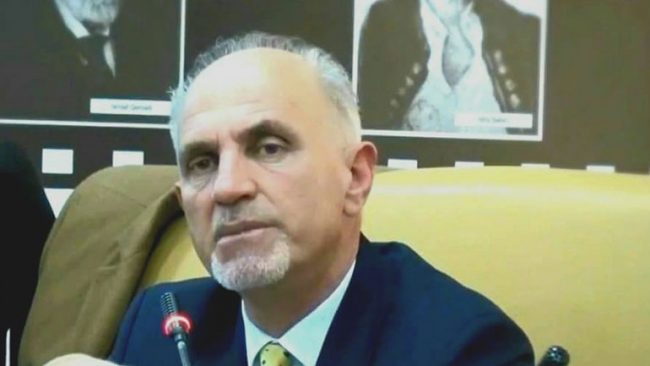 Ne si Komitet i trajtojmë njësoj të gjitha komunitetet, por nuk jemi adresa për mbyllje apo hapje të lokaleve hoteliere!