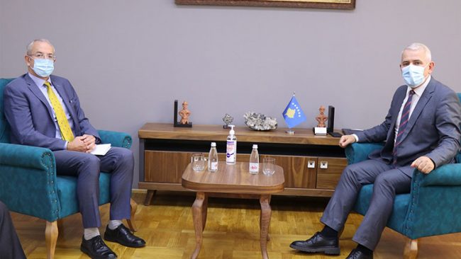 Ministri Sveçla priti në takim Shefin e Misionit të OSBE-së në Kosovë