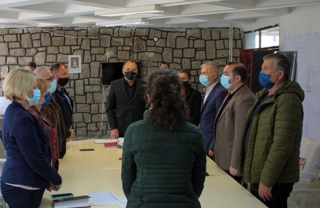 ​Komiteti i Gjilanit nderon kontributin e jashtëzakonshëm të Ymer Demollit
