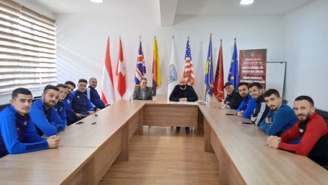 Klubi i Futsallit “ F.C VITIA” u prit në takim nga Kryetari Haliti