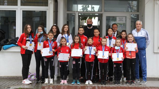 Kreu i Vitisë vlerëson lartë sukseset e Klubit të Gjimnastikës “Halil Alidema”