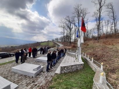 Ismajli kërkon nga organet e drejtësisë zbardhjen e masakrës së Llovcës