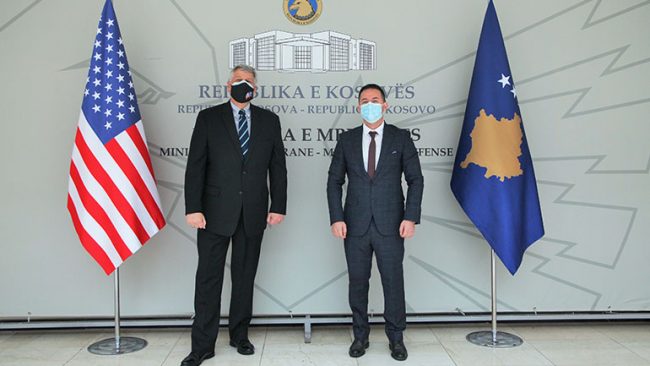SHBA sikur edhe deri më tash do të vazhdojë partneritetin me Ministrinë e Mbrojtjes dhe FSK-në