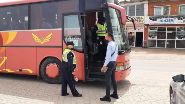 Policia në realizim të planit ‘Kontrolli i automjeteve dhe mjeteve të transportit rrugor’