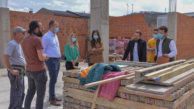 Kastrati: Punimet për ndërtimin e shkollës profesionale po zhvillohen me dinamikë të shpejtë