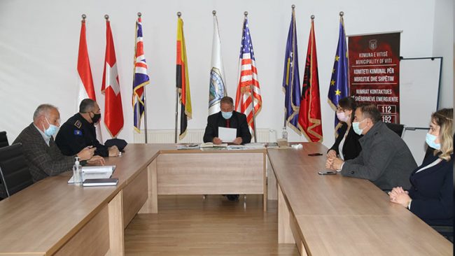 Vitia aktualisht me 114 raste aktive të qytetarëve të prekur nga virusi Covid-19
