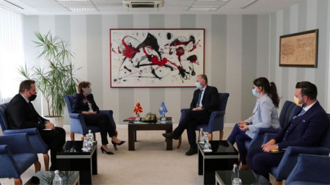 Zëvendëskryeministri Bislimi priti në takim ambasadoren e Maqedonisë së Veriut në Kosovë, Shpresa Jusufi