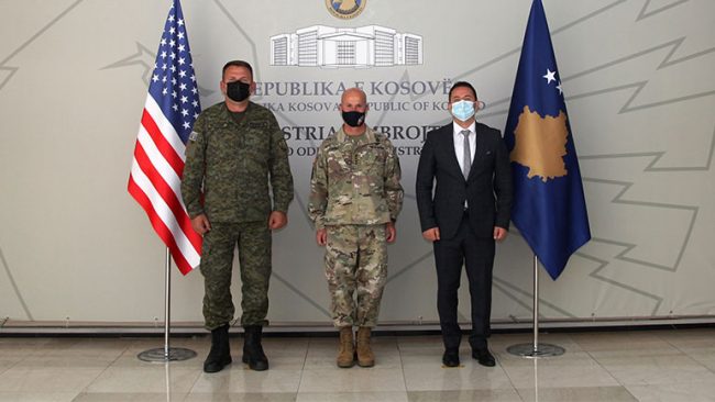 Ministri Mehaj dhe gjeneral Rama takohen me gjeneral Cavoli