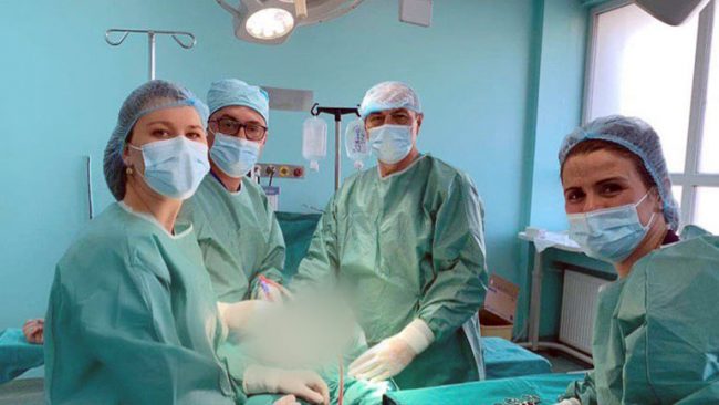 Gjinekologët e QKUK-së, kryen një operacion të rëndë