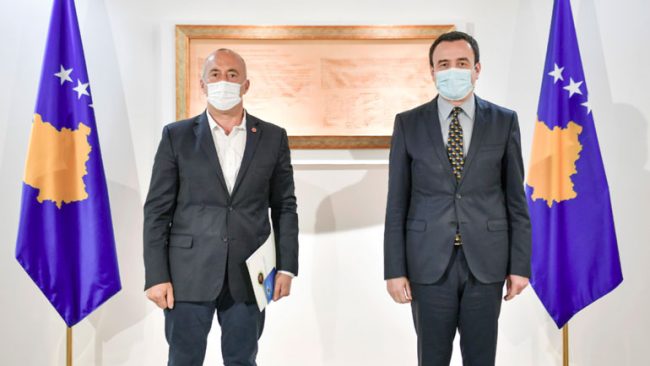 Kryeministri Kurti priti në takim kryetarin e AAK-së, Ramush Haradinaj