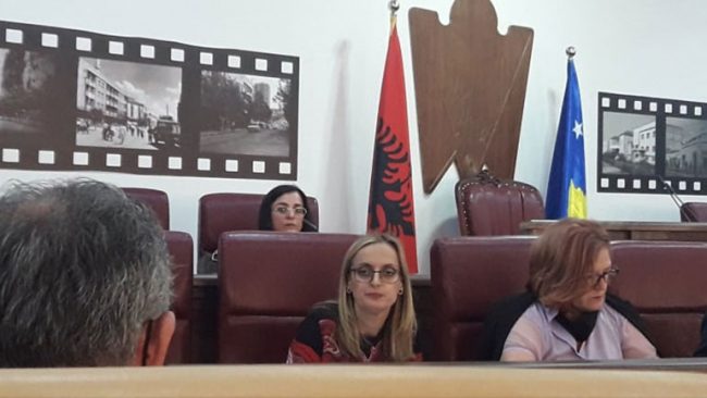 Tri rregullore komunale janë ofruar sot në dëgjim publik nga Komuna e Gjilanit