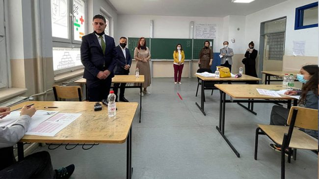 Në Gjilan mbahet testi i arritshmërisë për klasat e nënta