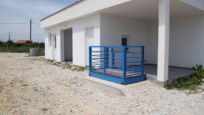Tregu i kafshëve në lokacion të ri