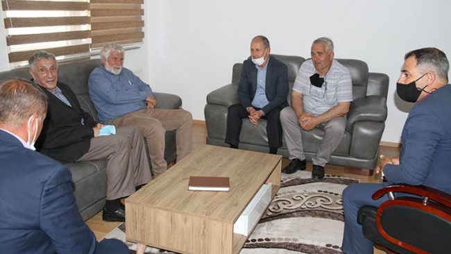 Viti: Zëvëndëskryetari Aliu priti në takim përfaqësues të SBASHK-ut