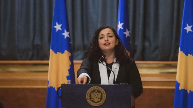 Presidentja: Duhet të krijojmë siguri maksimale për vajzat e djemtë tanë kudo që ndodhen ata: në rrugë apo në shkollë