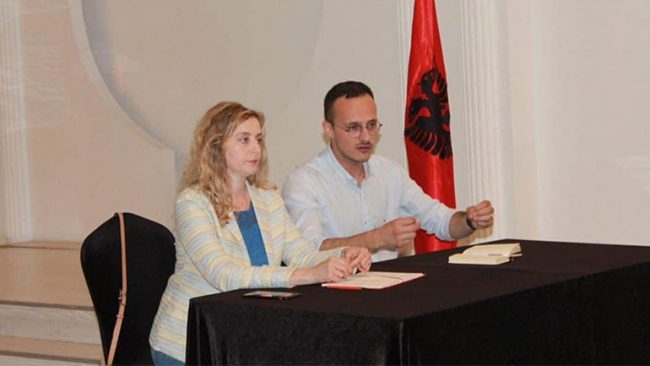 Hyseni e Rexhepi vlerësojnë punën e anëtarëve të nënkomiteteve të Vetëvendosjes në Gjilan