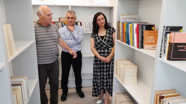 Në bibliotekën “Fan S.Noli”, Inaugurohet biblioteka personale e akademik Idriz Ajetit