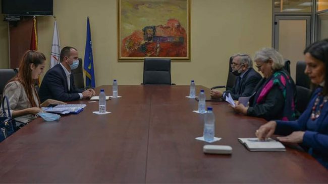 Kryetari i Kamenicës takohet me kreun e Akademisë së Shkencave