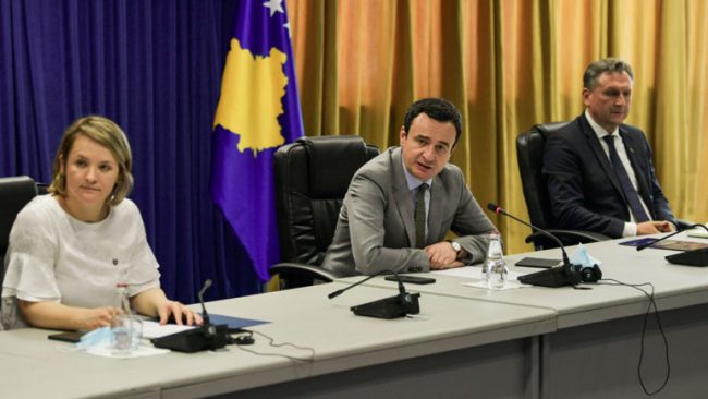 Kryeministri Kurti priti në takim nënkryetarin e Parlamentit Evropian, Rainer Wieland