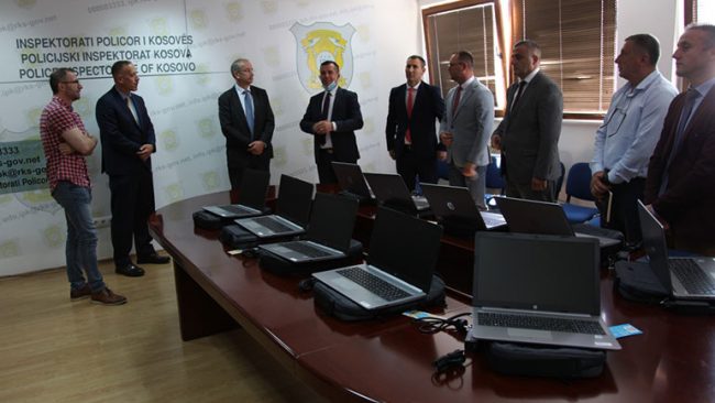 IPK pranon donacion 10 kompjuterë nga Misioni i OSBE-së