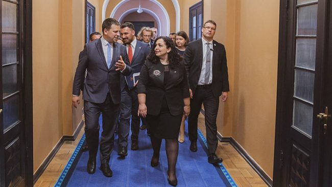 Presidentja Osmani pritet në takim nga Presidenti i Parlamentit të Estonisë, Jüri Ratas