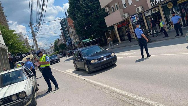 Policia po e zbaton planin operativ “Siguria në komunikacion”, me qëllim të parandalimit të aksidenteve