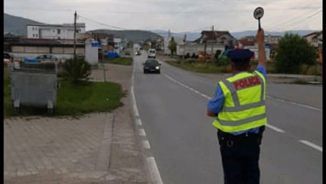 Gjilan: Policia po vazhdon me kontrolle në rrugët rajonale, përdorën edhe dronë