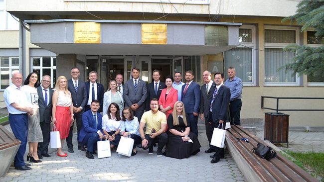 Delegacioni gjermano – kosovar ka vizituar Universitetin Publik “Kadri Zeka”