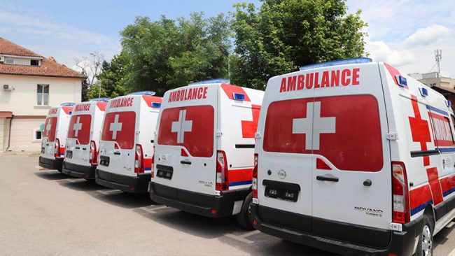 Ministria e Shëndetësisë ka pranuar pesë autoambulanca të reja