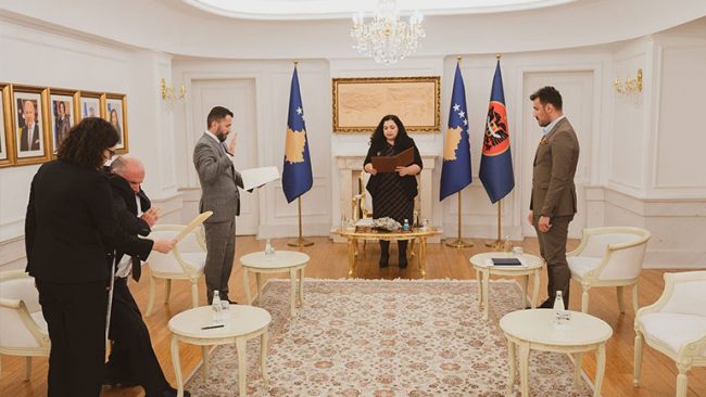 Dy anëtarë të ri të KQZ-së dhanë betimin para Presidentes Osmani