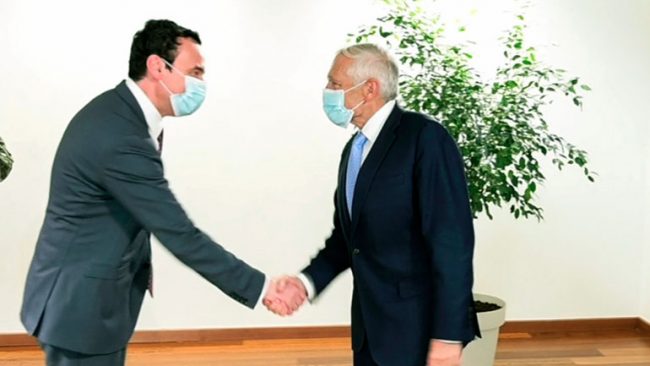 Kryeministri Kurti mirëpriti gjeneralin Wesley Clark