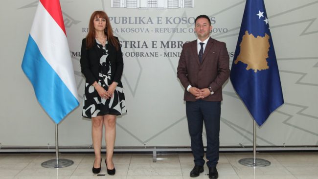 Ministri Mehaj priti në takim ambasadoren e Luksemburgut në Kosovë, znj. Natacha Gomes