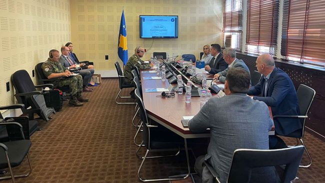 Anëtarët e Komisionit për Çështjet e Sigurisë dhe Mbrojtjes zhvilluan një takim me drejtorin e NALT-it, Gjeneral Brigade Jörg Rüter