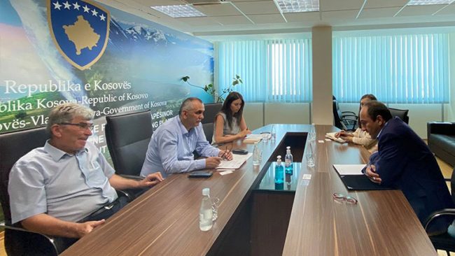 OAK diskuton problemet e bizneseve me Ministrin Aliu