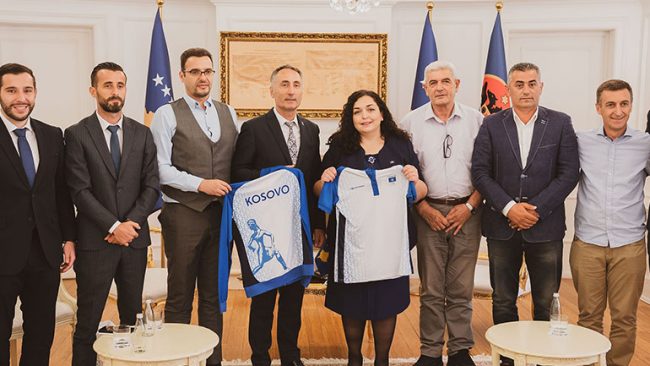 Presidentja Osmani e bindur që vajzat dhe djemtë e ekipit olimpik do të arrijnë rezultate të mira
