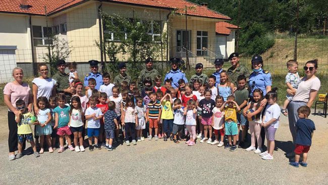 Policia e FSK-ja, pjesë e kampingut të fëmijëve të kopshtit “Fjolla”