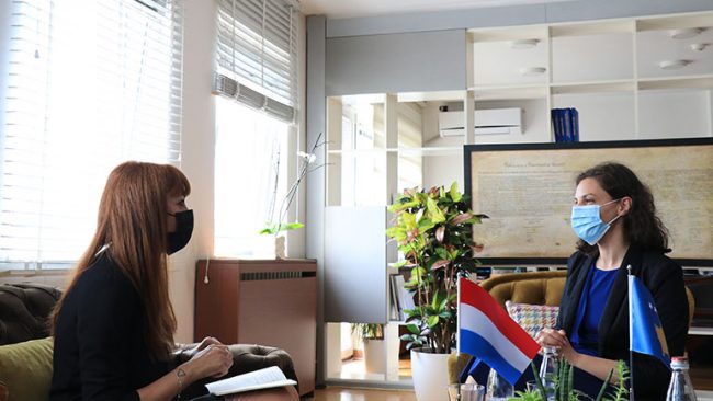 Ministrja Rizvanolli dhe Shefja e Ambasadës së Luksemburgut, diskujtojnë për bashkëpunimin mes dy vendeve