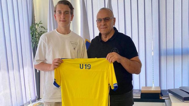 Behar Neziri i bashkohet Kosovës U19