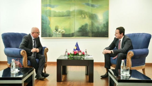 Çështja e personave të zhdukur gjatë luftës në Kosovë, temë kryesore e takimit Kurti – Gashi
