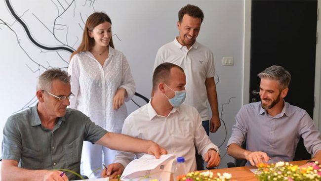 Nënshkruhet marrëveshja për shtrirjen e ujësjellësit edhe për 2 mijë ekonomi familjare