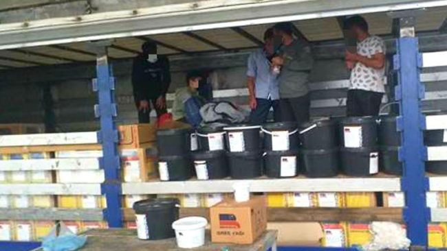 Policia e Kosovës ndalon një rast të kontrabandës me emigrantë