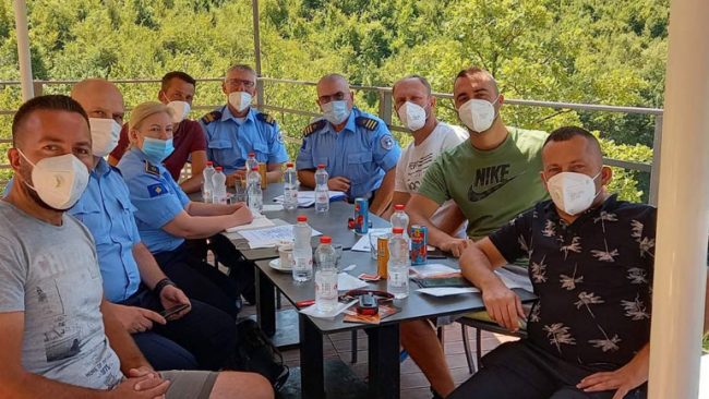 Policia e Gjilanit me takime në komunitet, synim themelimi i Këshillave Lokale për Siguri Publike