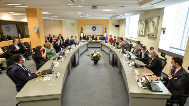 Qeveria miraton masat për kontrollin, parandalimin dhe luftimin e pandemisë COVID-19