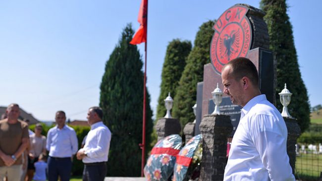Kamenicë: U nderua figura dhe vepra e Rafet Isufit